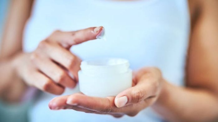 Importance of avoiding harsh chemicals in skincare products